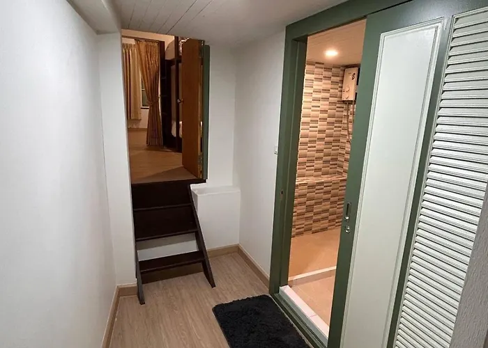 Ni Haus, Cozy Place For 4 People Apartment *